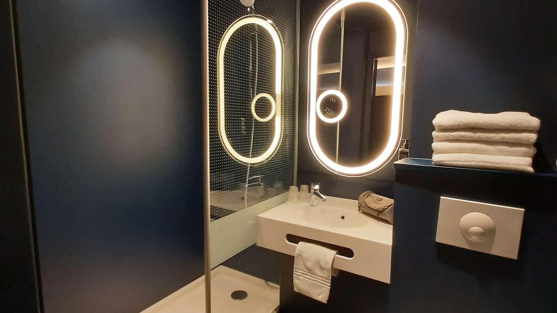 Ibis Rennes Cesson Hotel